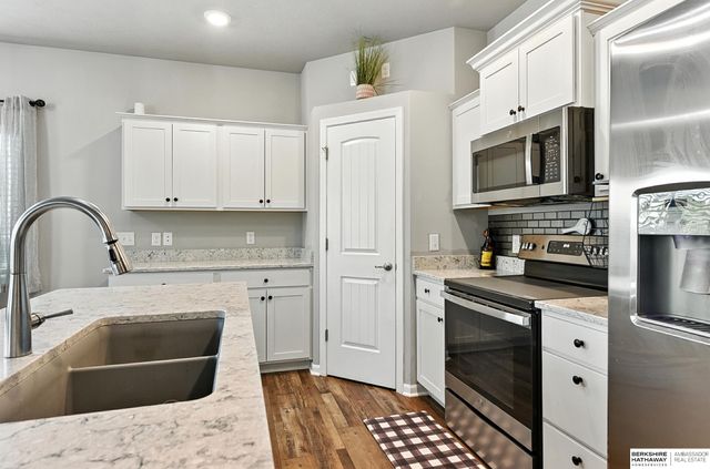 14812 Leeman Street, Bennington, NE 68007