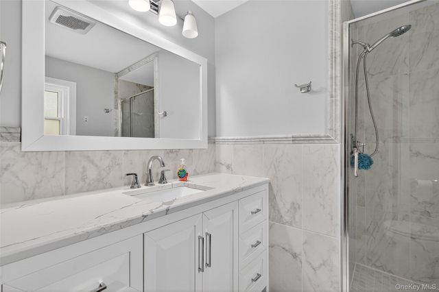 10 Karen Drive, Monroe, NY 10950