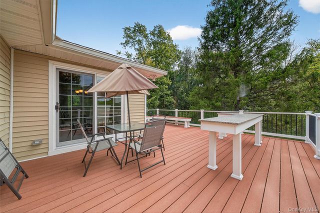 10 Karen Drive, Monroe, NY 10950