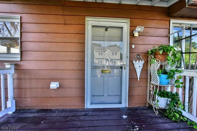 6 Roosevelt Ave, Totowa Boro, NJ 07512