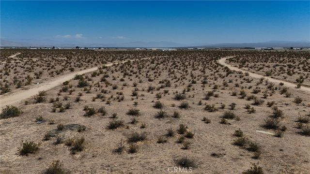 743 Evelyn Avenue, California City, CA 93505