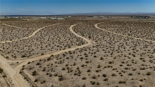 743 Evelyn Avenue, California City, CA 93505