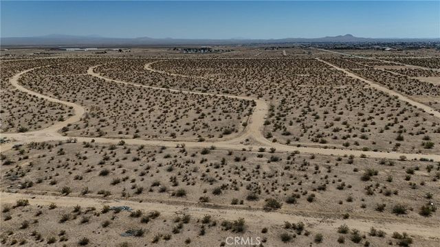 743 Evelyn Avenue, California City, CA 93505