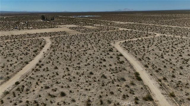 743 Evelyn Avenue, California City, CA 93505