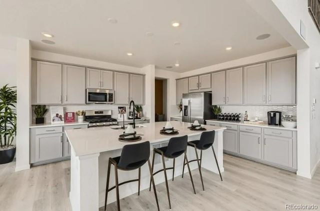 16637 W 92nd Place, Arvada, CO 80007