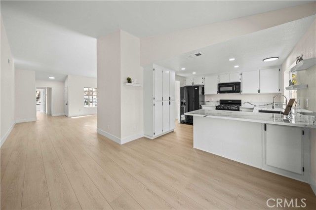 43909 Estrella, Lancaster, CA 93535