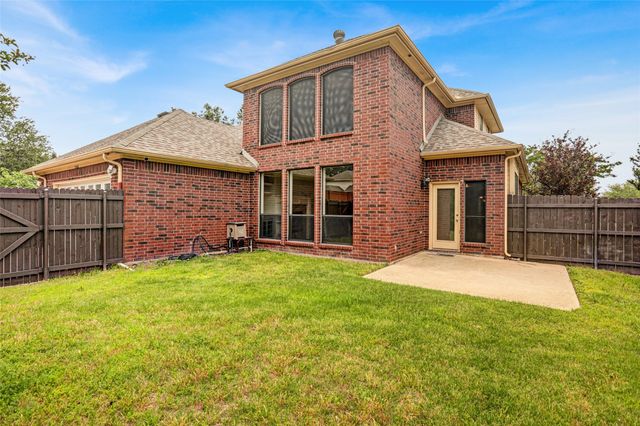 3404 High Vista Drive, Carrollton, TX 75007