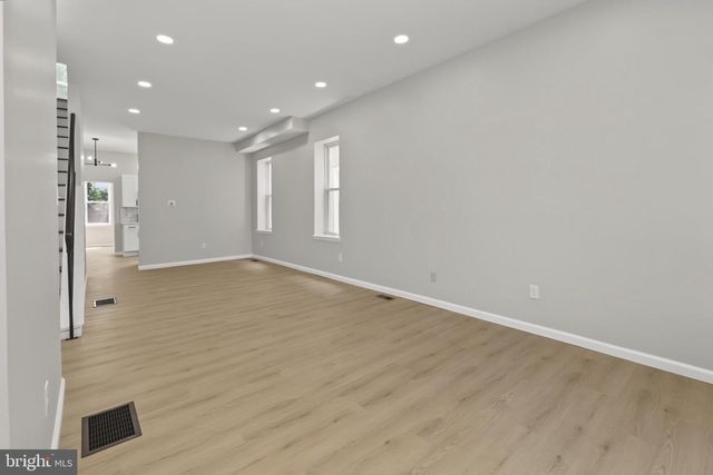 518 LINE ST, Camden, NJ 08103