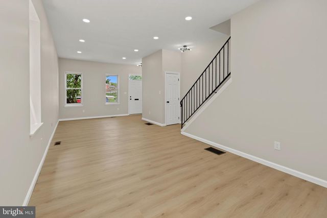 518 LINE ST, Camden, NJ 08103