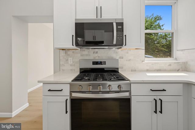 518 LINE ST, Camden, NJ 08103