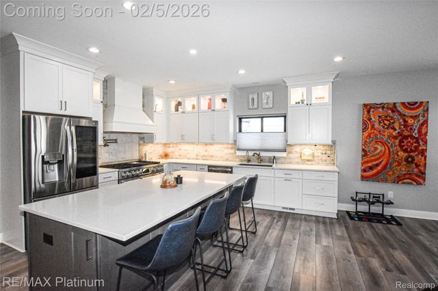 5612 Bullard Road, Hartland Township, MI 48430