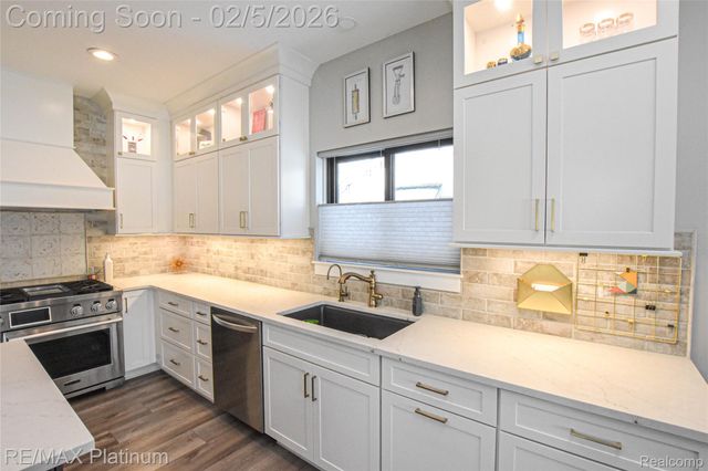 5612 Bullard Road, Hartland Township, MI 48430