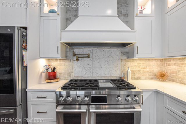 5612 Bullard Road, Hartland Township, MI 48430