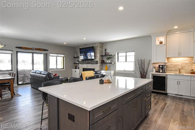 5612 Bullard Road, Hartland Township, MI 48430