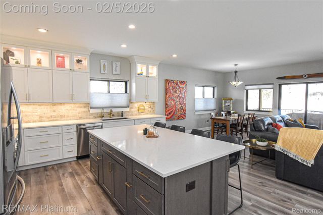 5612 Bullard Road, Hartland Township, MI 48430