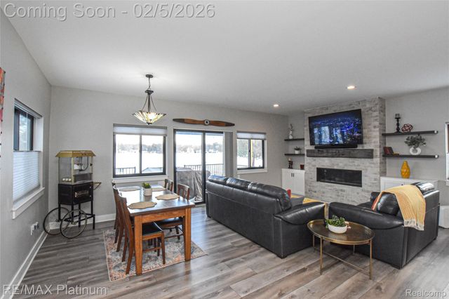 5612 Bullard Road, Hartland Township, MI 48430