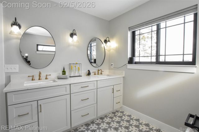 5612 Bullard Road, Hartland Township, MI 48430