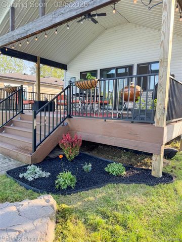 5612 Bullard Road, Hartland Township, MI 48430