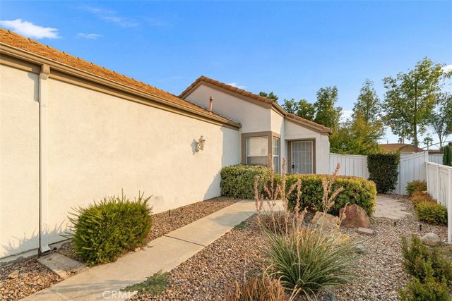 28243 Valombrosa Drive, Menifee, CA 92584