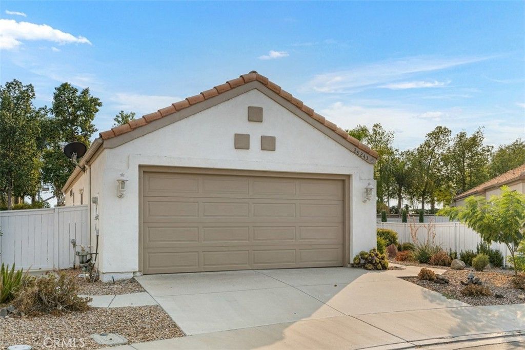 28243 Valombrosa Drive, Menifee, CA 92584