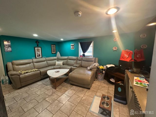 183 Prospect Street, South River, NJ 08882