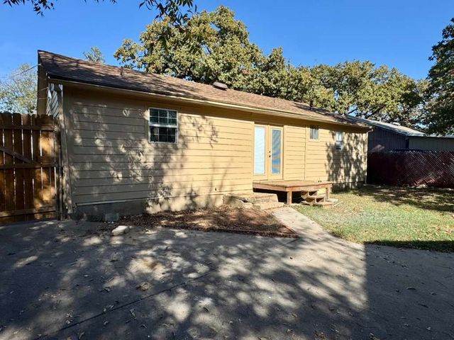 4008 Springdale Road, Haltom City, TX 76111