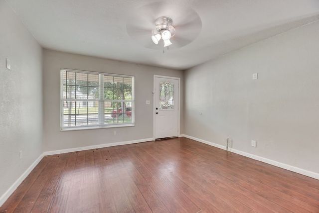 4008 Springdale Road, Haltom City, TX 76111