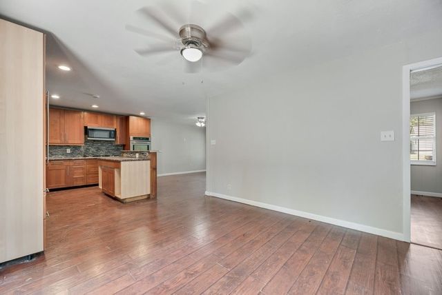 4008 Springdale Road, Haltom City, TX 76111