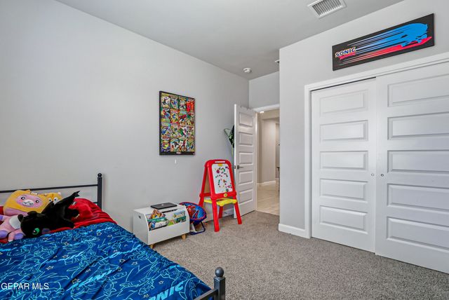 111 SARAH Trail, Sunland Park, NM 88008