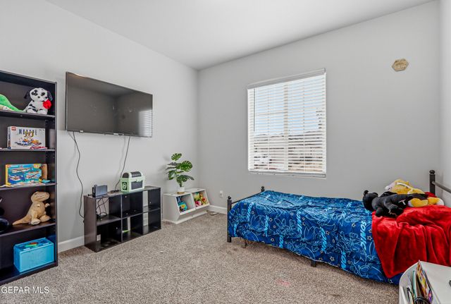 111 SARAH Trail, Sunland Park, NM 88008