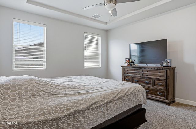 111 SARAH Trail, Sunland Park, NM 88008