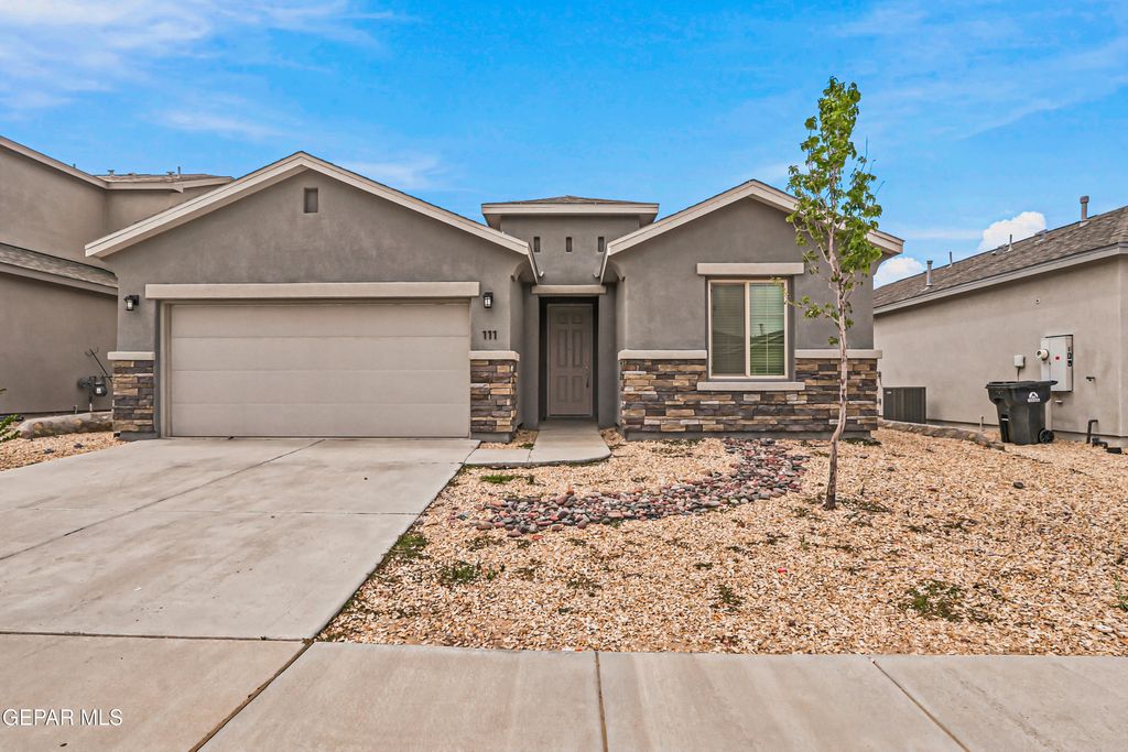 111 SARAH Trail, Sunland Park, NM 88008