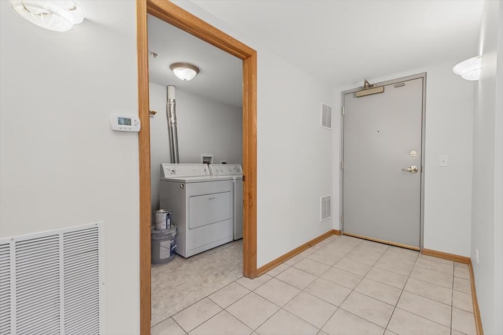 11131 Waters Edge Drive 1B, Orland Park, IL 60467 — photo 4