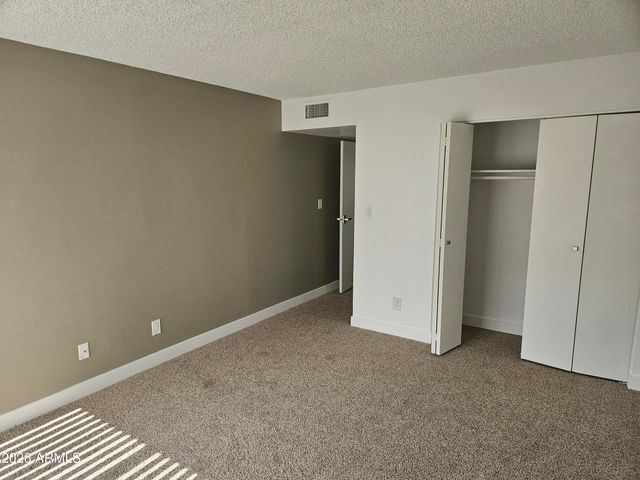 935 N GRANITE REEF Road 56A, Scottsdale, AZ 85257