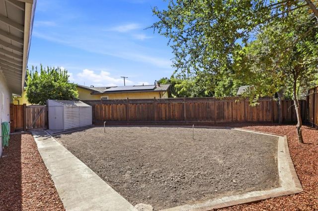 1581 Edmond Court, San Jose, CA 95125