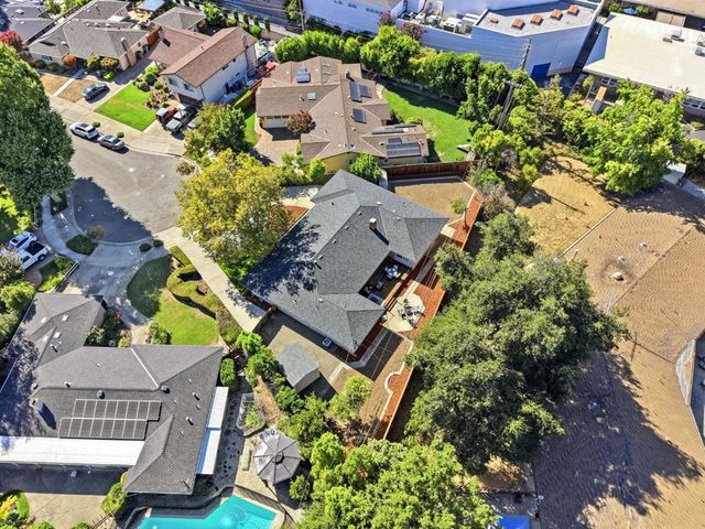 1581 Edmond Court, San Jose, CA 95125