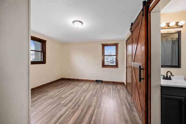 421 NW 8th Avenue, Grand Rapids, MN 55744