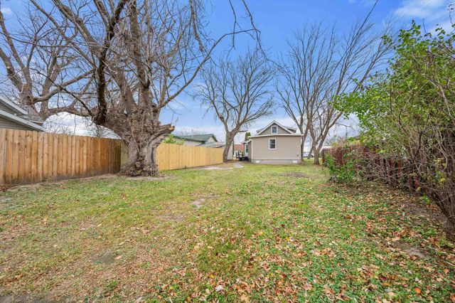 421 NW 8th Avenue, Grand Rapids, MN 55744