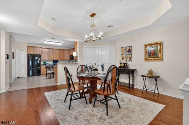 7101 Ravenscroft Rd, Clifton City, NJ 07013