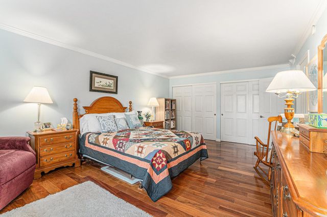 1077 Greenleaf Blvd Apt 214, Elkhart, IN 46514