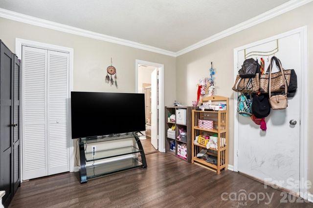 8501 Pine Thicket Court, Charlotte, NC 28226