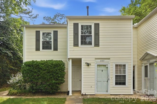 8501 Pine Thicket Court, Charlotte, NC 28226