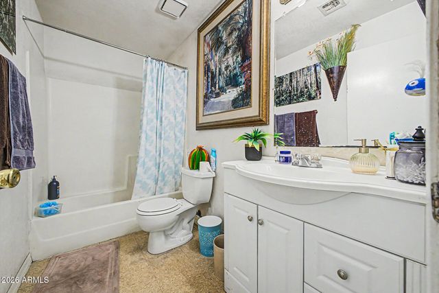 1424 S 10TH Avenue, Phoenix, AZ 85007