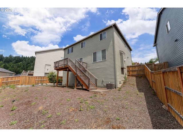 9465 N ALDER St, Camas, WA 98607