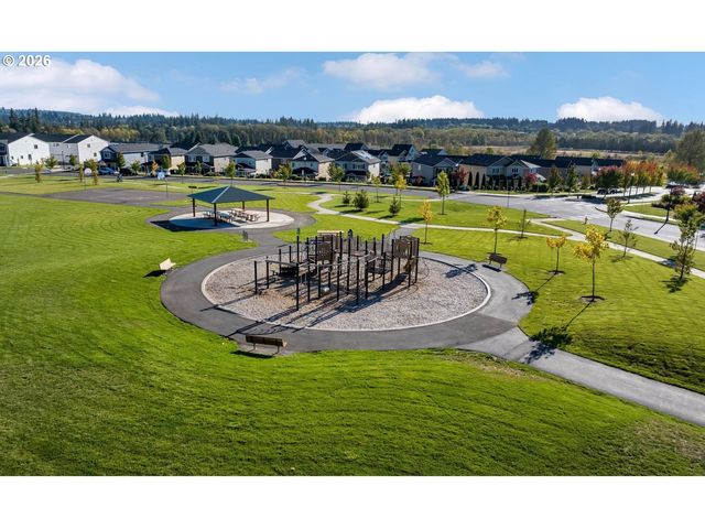 9465 N ALDER St, Camas, WA 98607