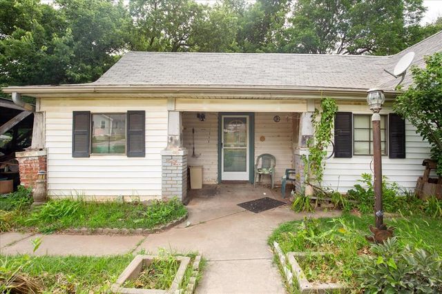 114 N 6th Street, Yukon, OK 73099
