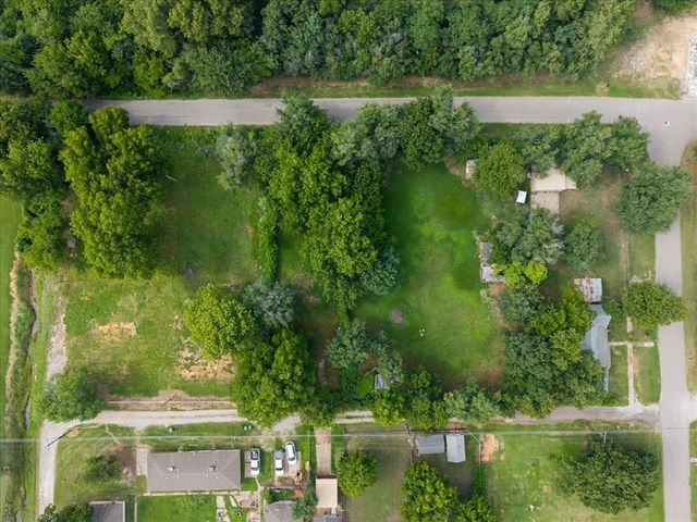 114 N 6th Street, Yukon, OK 73099