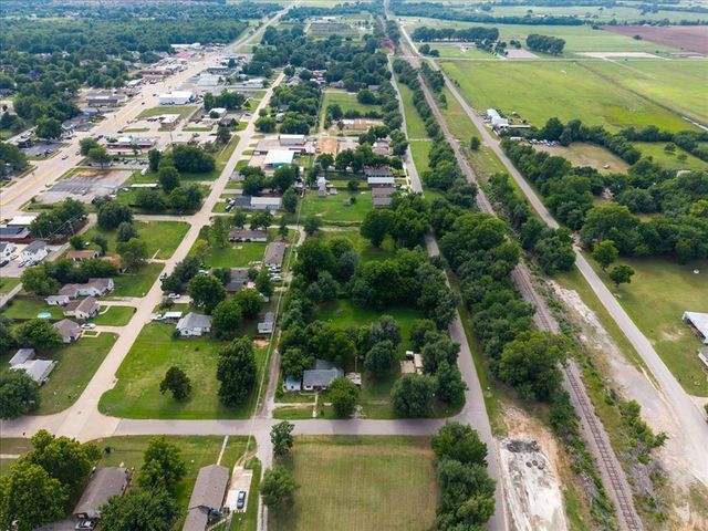 114 N 6th Street, Yukon, OK 73099