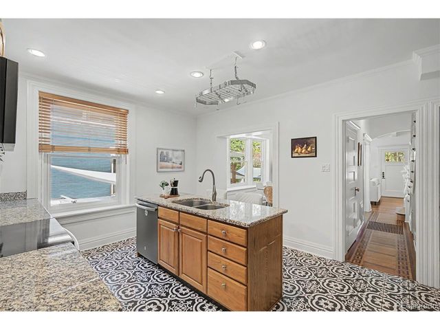 1237 Pearl St, Denver, CO 80203