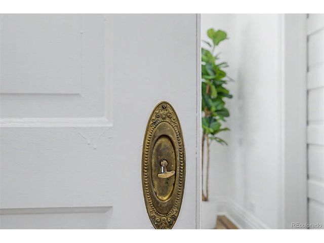 1237 Pearl St, Denver, CO 80203